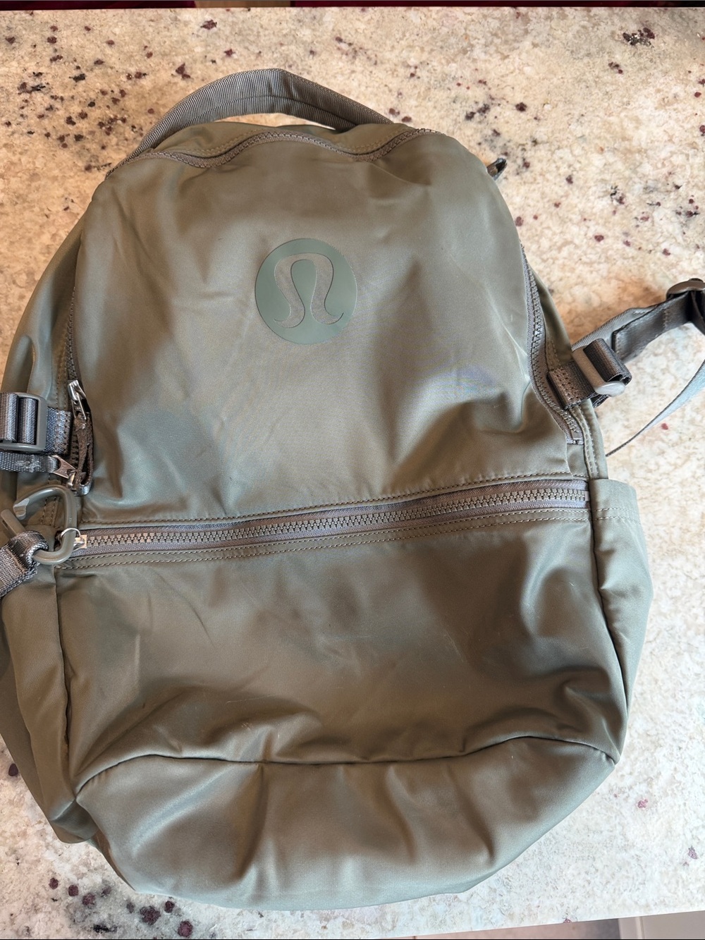 lululemon athletica Men's Olive Backpack